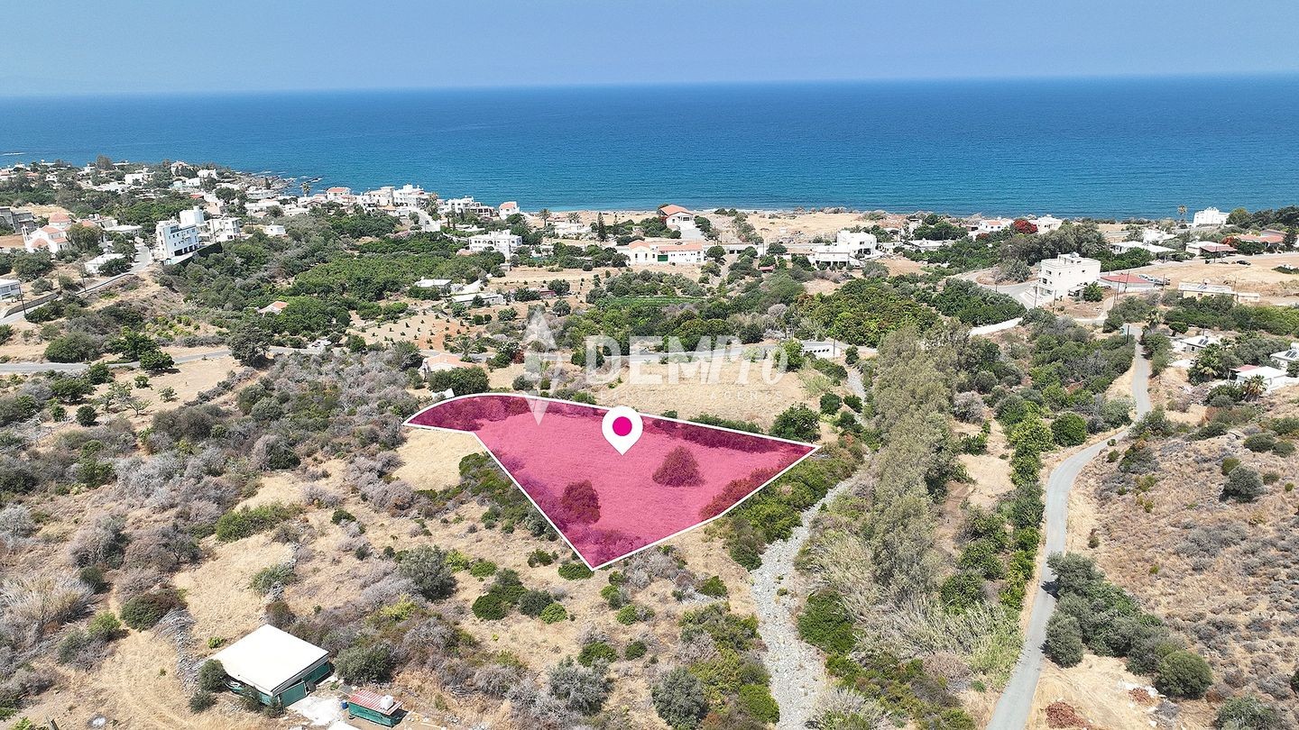 3,345m² Plot for Sale in Pomos, Paphos District