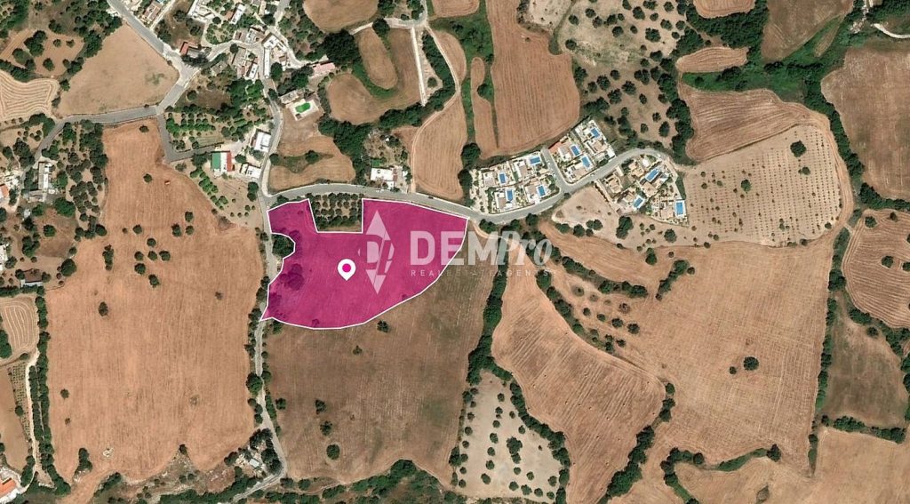 12,207m² Plot for Sale in Kato Akourdaleia, Paphos District