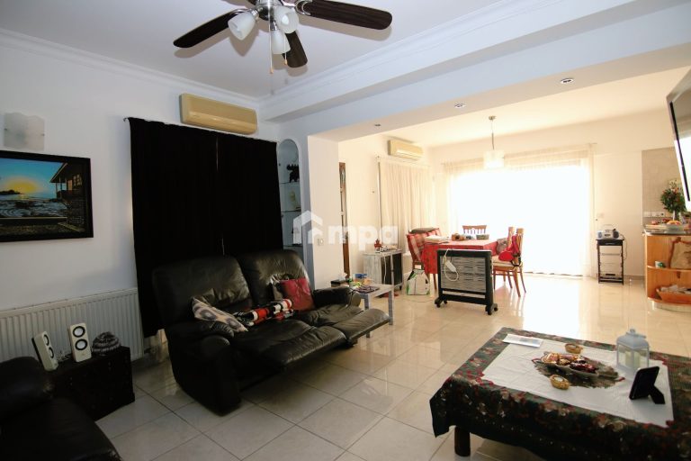 4 Bedroom House for Rent in Latsia, Nicosia District