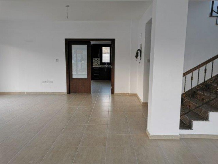 4 Bedroom House for Rent in Eptagoneia, Limassol District