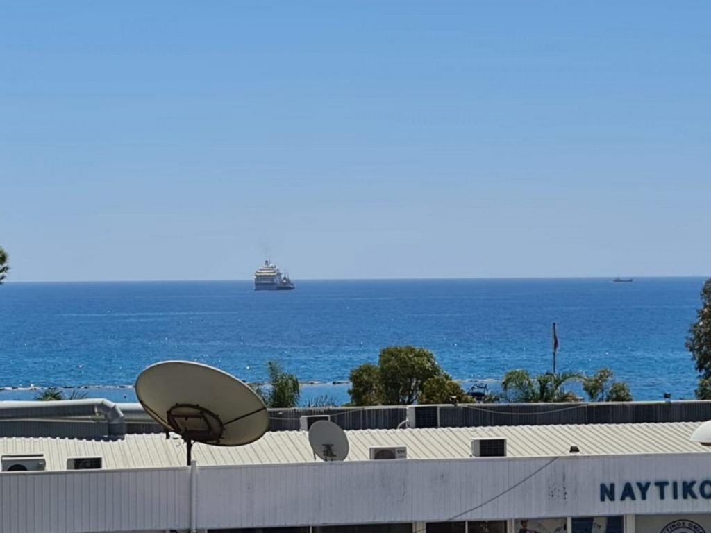 190m² Office for Rent in Limassol District