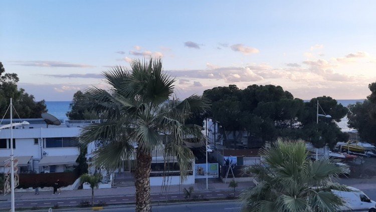 190m² Office for Rent in Limassol District