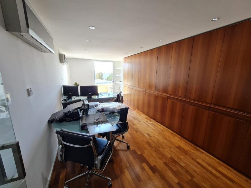 190m² Office for Rent in Limassol District