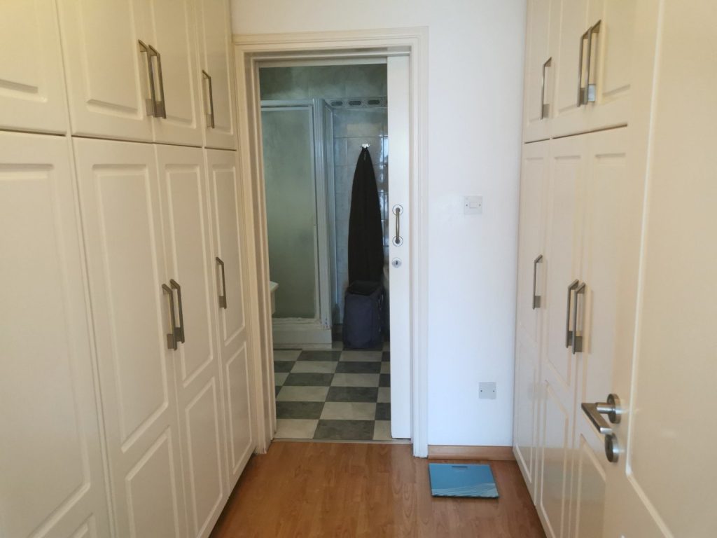 5 Bedroom House for Rent in Agios Tychonas, Limassol District
