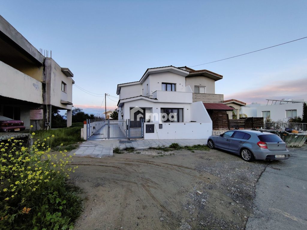 4 Bedroom House for Sale in Tseri, Nicosia District