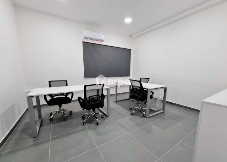 20m² Office for Rent in Agios Dometios, Nicosia District