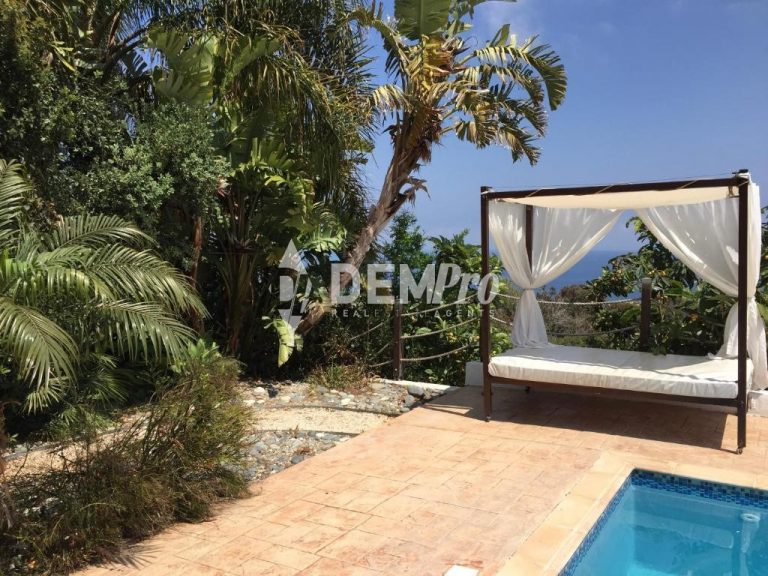 4 Bedroom House for Rent in Neo Chorio Pafou, Paphos District