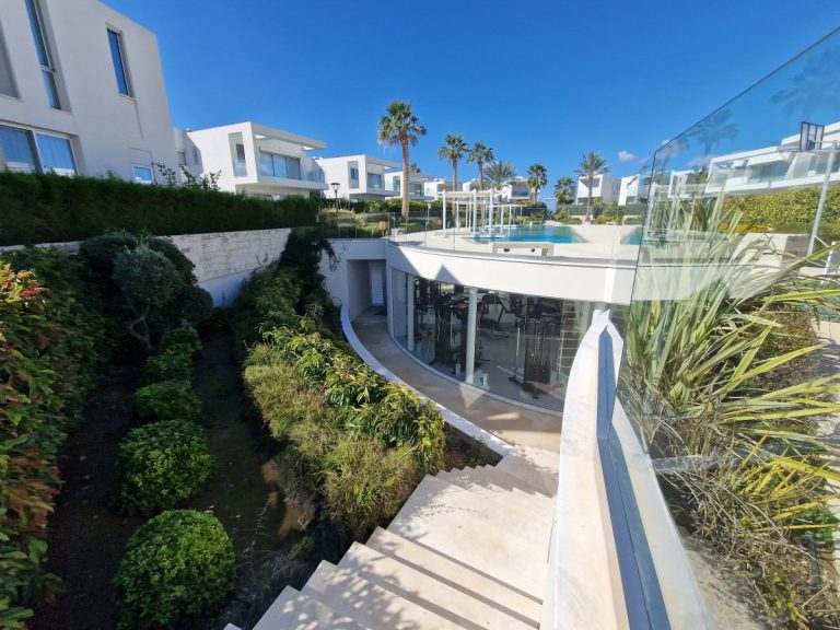 4 Bedroom Villa for Sale in Coral Bay, Paphos District