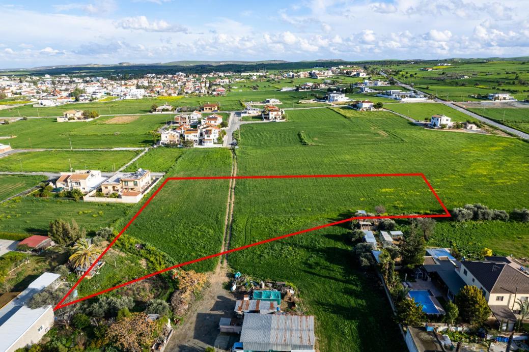 7,024m² Plot for Sale in Athienou, Larnaca District
