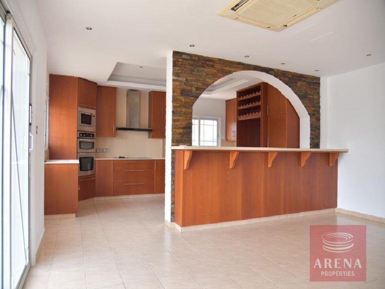 5 Bedroom Villa for Sale in Kiti, Larnaca District