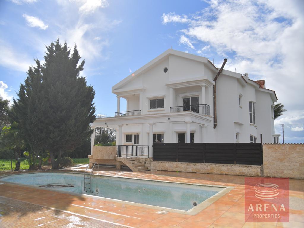 5 Bedroom Villa for Sale in Kiti, Larnaca District