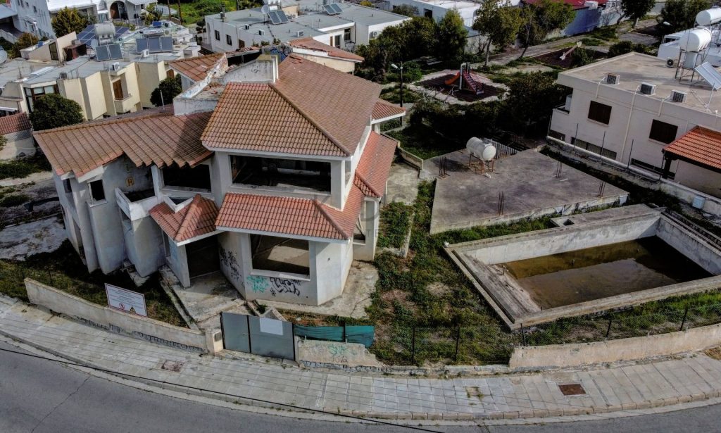 4 Bedroom House for Sale in Latsia, Nicosia District