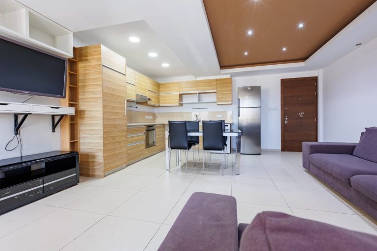 2 Bedroom Apartment for Rent in Limassol – Mesa Geitonia