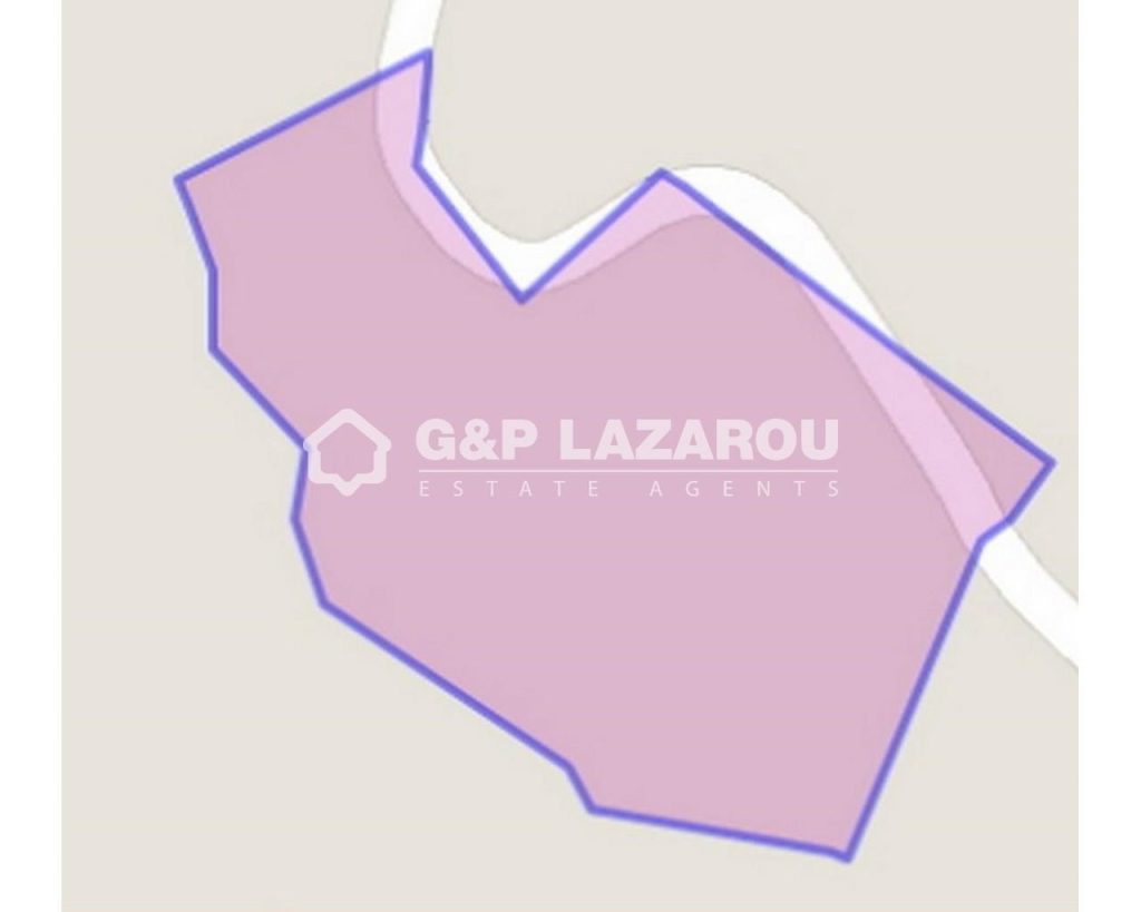 9,300m² Plot for Sale in Agios Tychonas, Limassol District