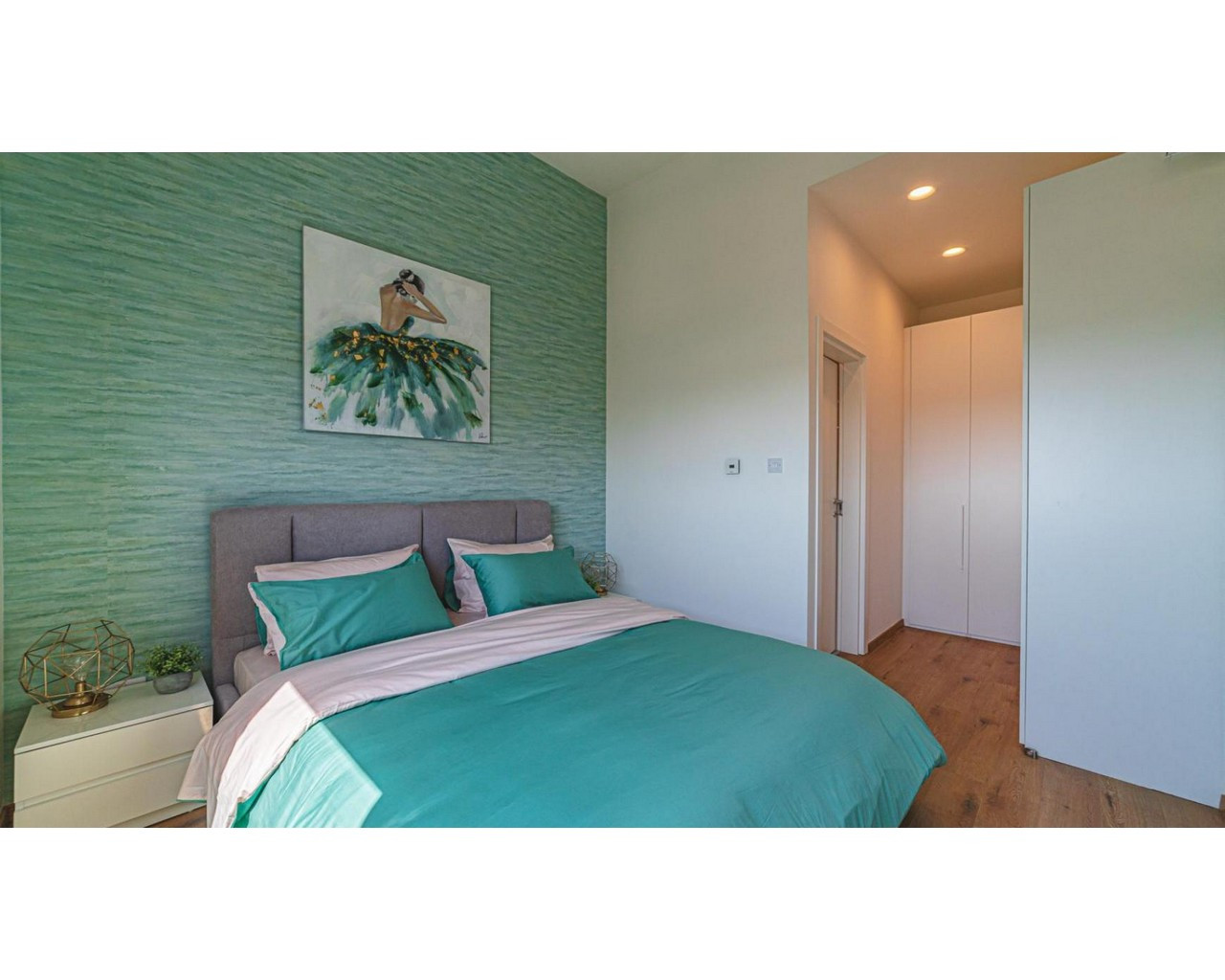 2 Bedroom Apartment for Sale in Limassol – Mesa Geitonia
