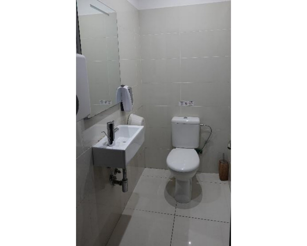 340m² Office for Rent in Agia Triada, Limassol District