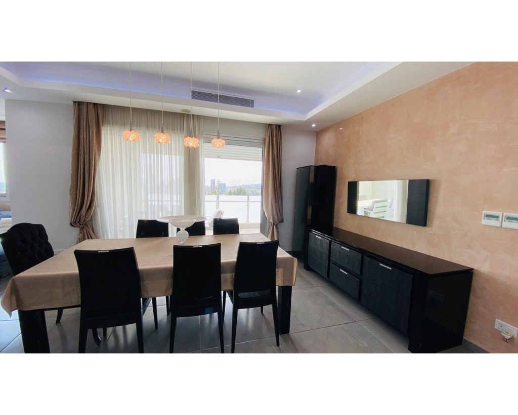 4 Bedroom Apartment for Sale in Agios Tychonas, Limassol District