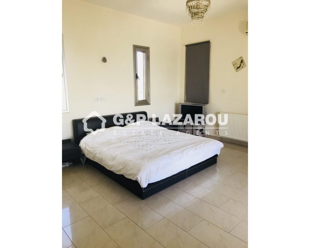 4 Bedroom House for Sale in Parekklisia, Limassol District