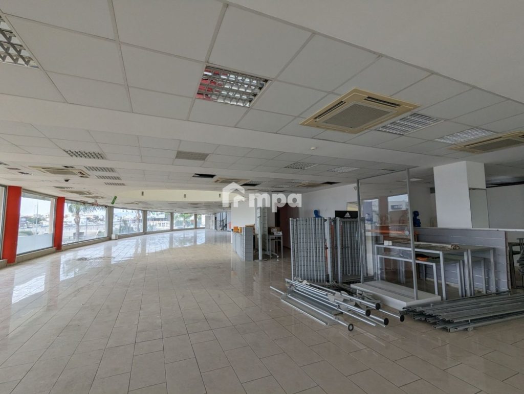1330m² Office for Rent in Strovolos, Nicosia District