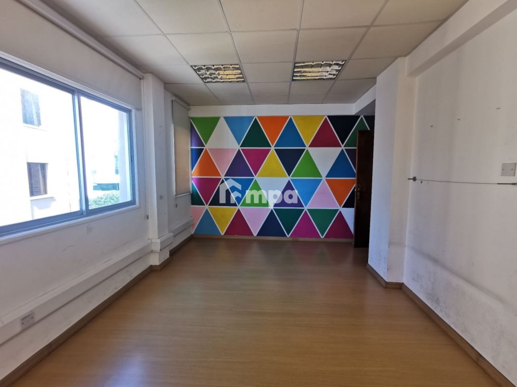 300m² Office for Rent in Nicosia District