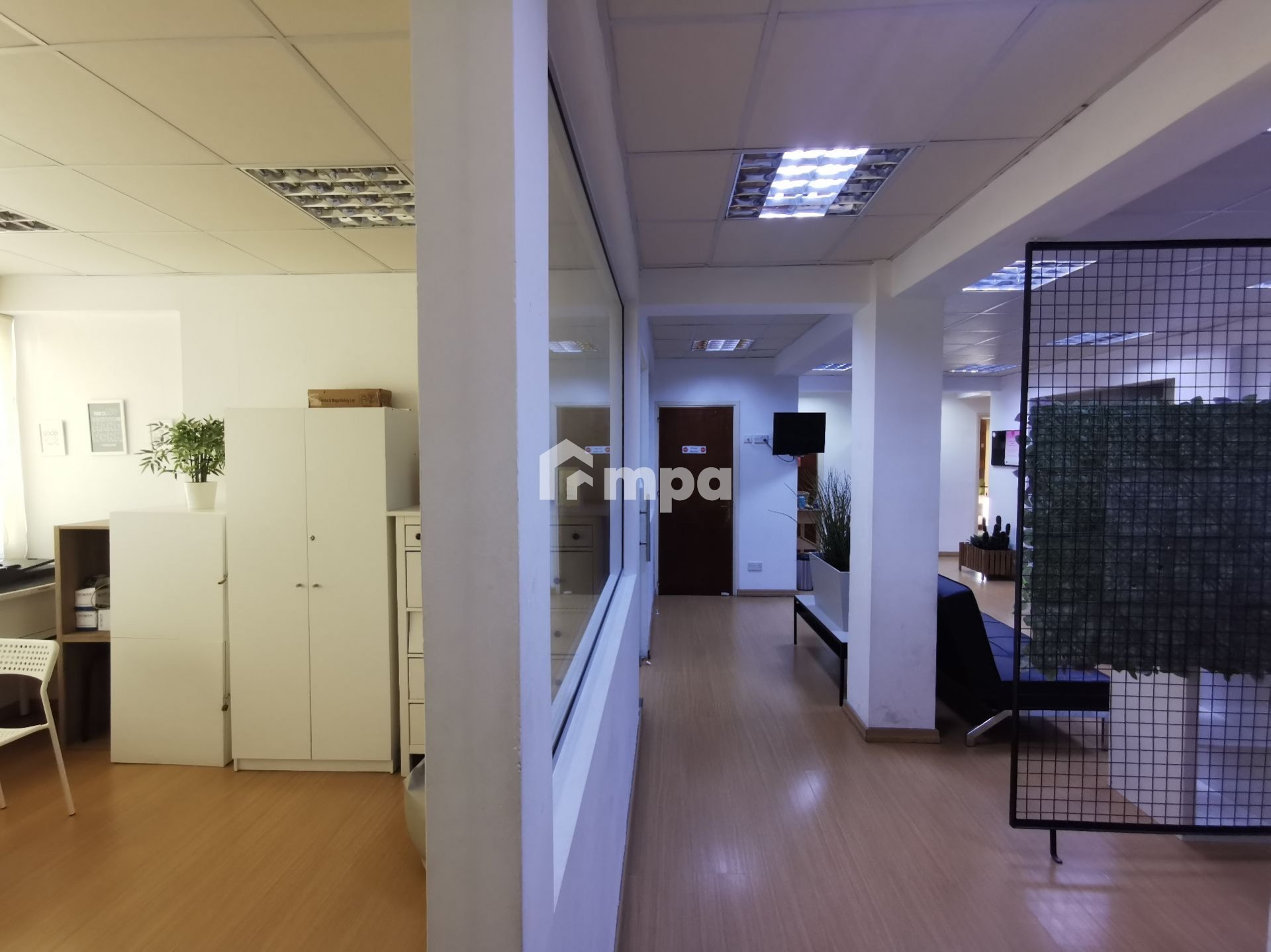 300m² Office for Rent in Nicosia District