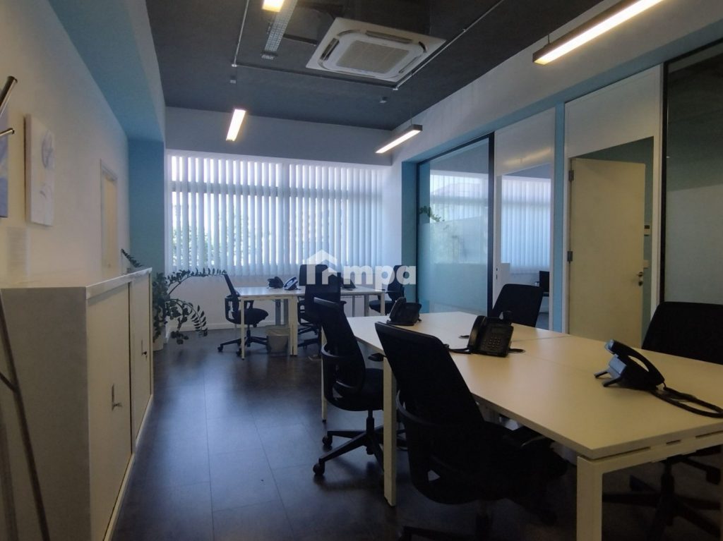 18m² Office for Rent in Engomi, Nicosia District