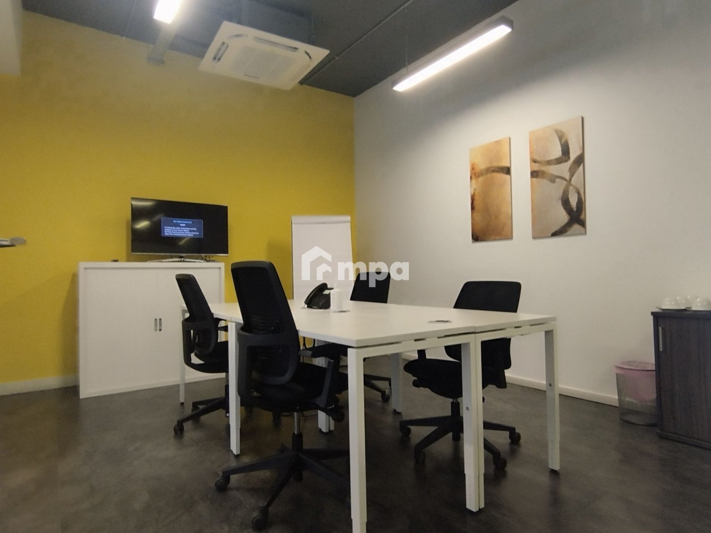 18m² Office for Rent in Engomi, Nicosia District