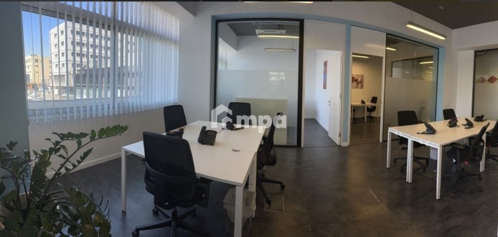 18m² Office for Rent in Engomi, Nicosia District