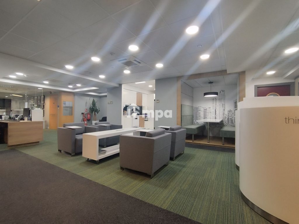 18m² Office for Rent in Engomi, Nicosia District