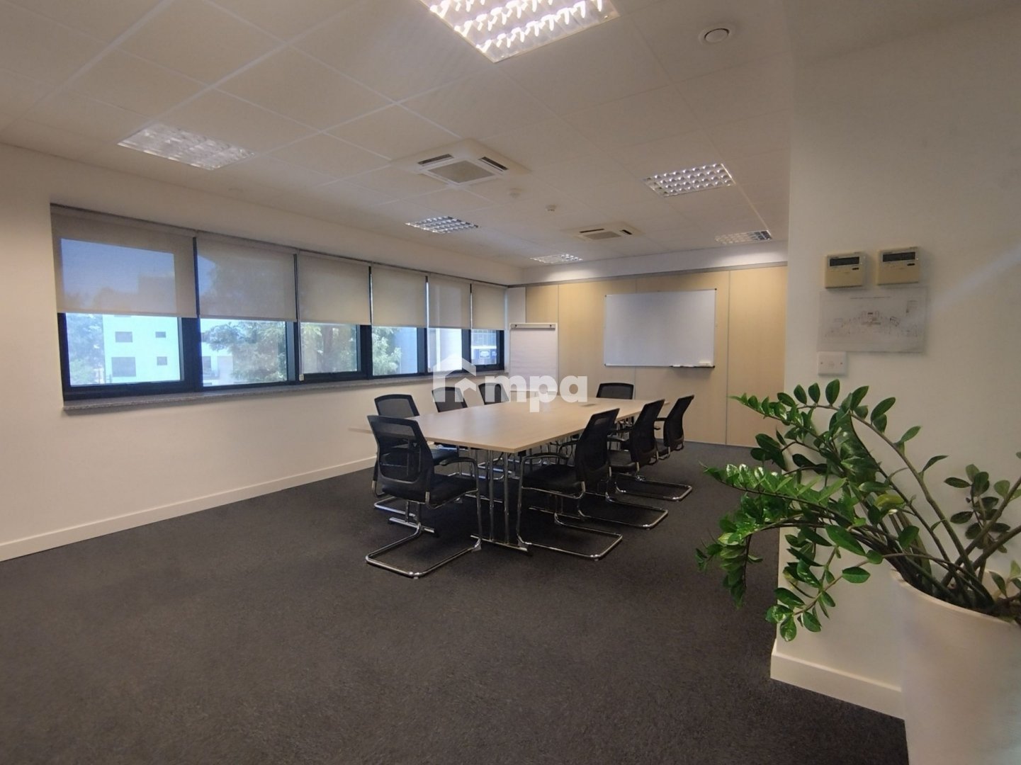 20m² Office for Rent in Engomi, Nicosia District