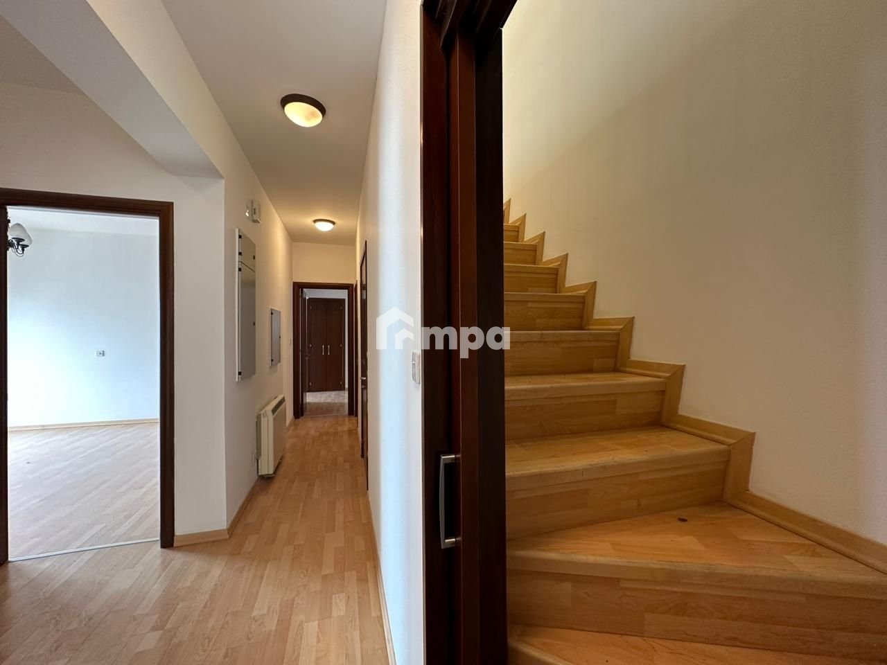 250m² Office for Rent in Agios Dometios, Nicosia District