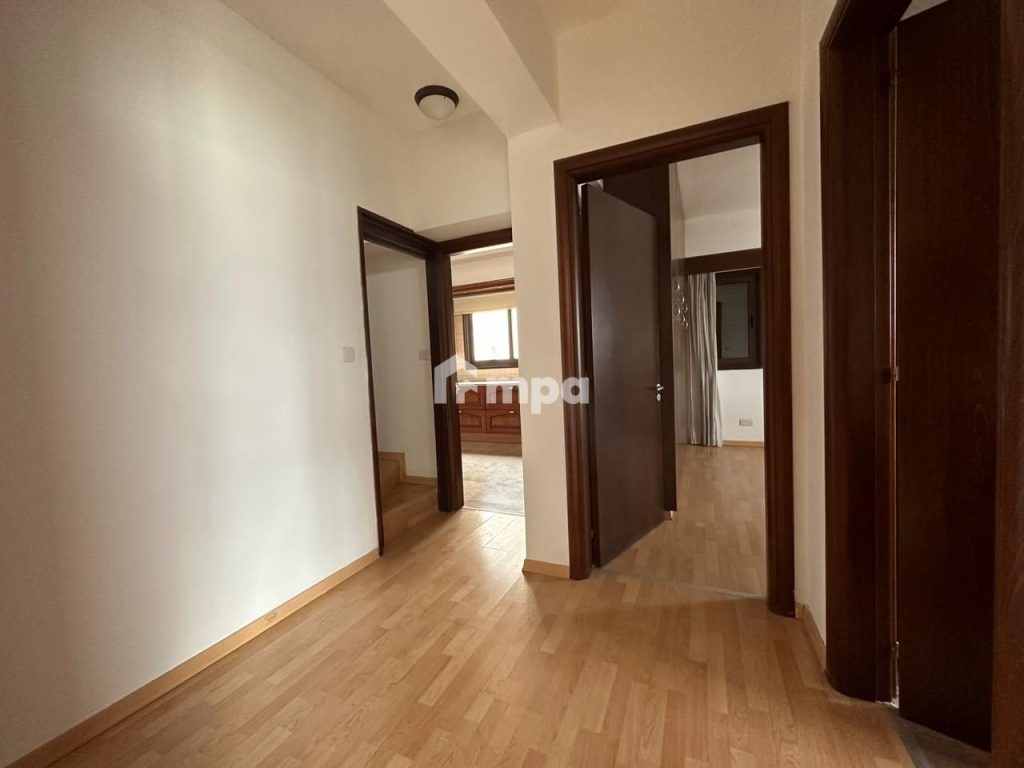250m² Office for Rent in Agios Dometios, Nicosia District
