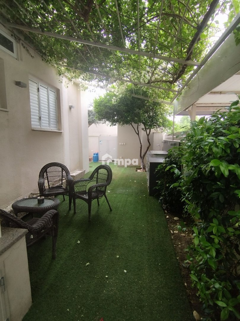 250m² Office for Rent in Agios Dometios, Nicosia District