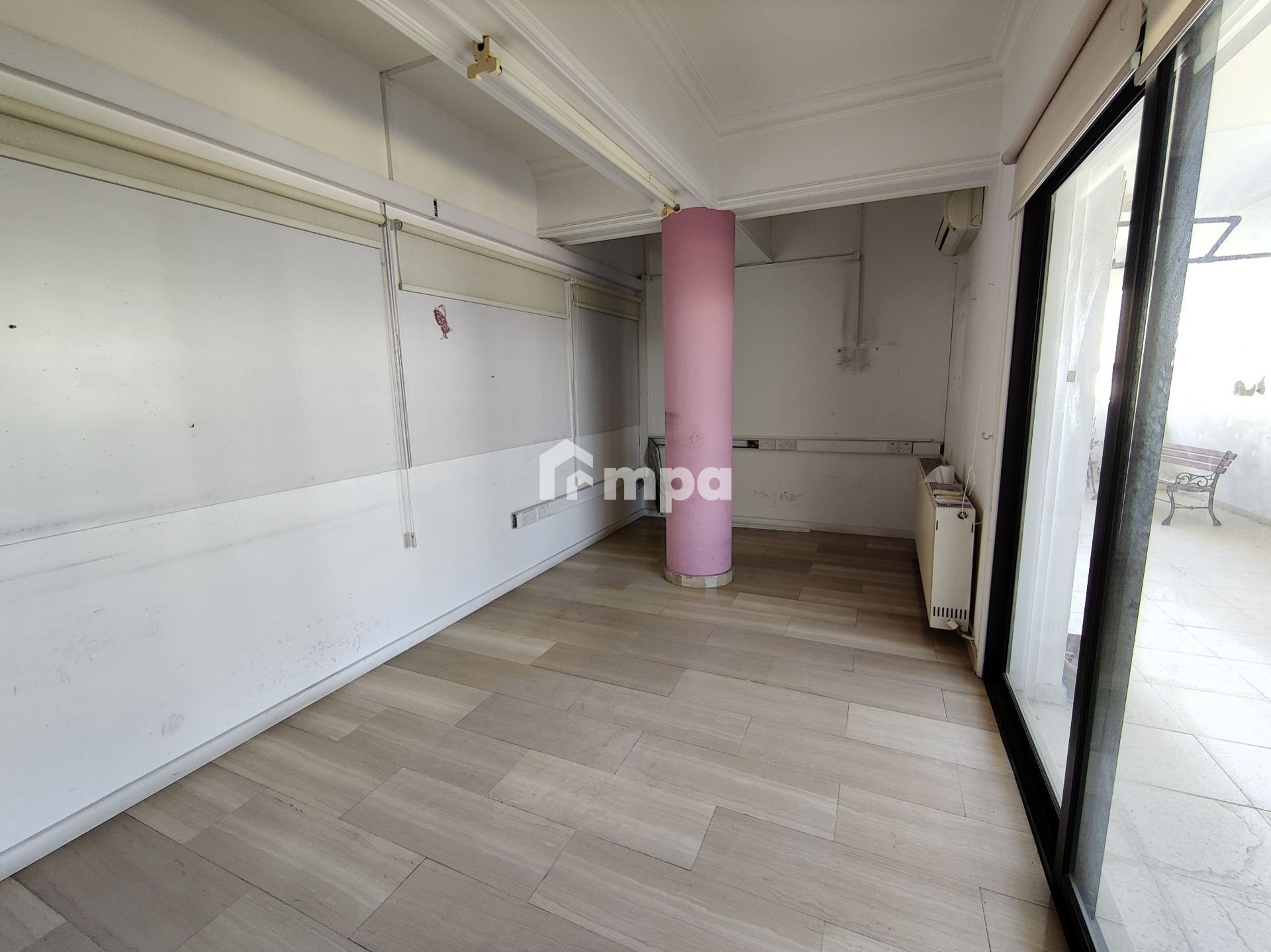256m² Office for Rent in Nicosia District