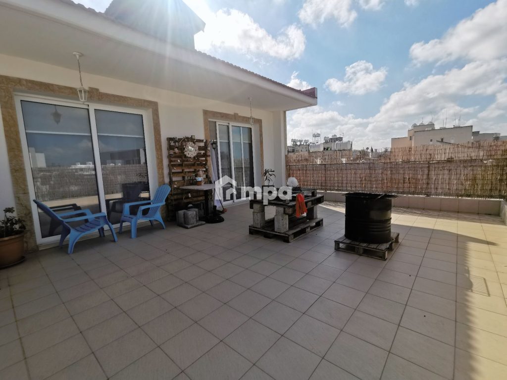 600m² Building for Sale in Strovolos, Nicosia District