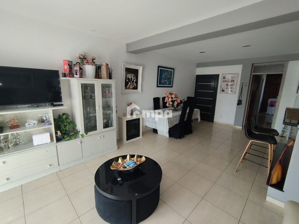 4 Bedroom Apartment for Sale in Nicosia District