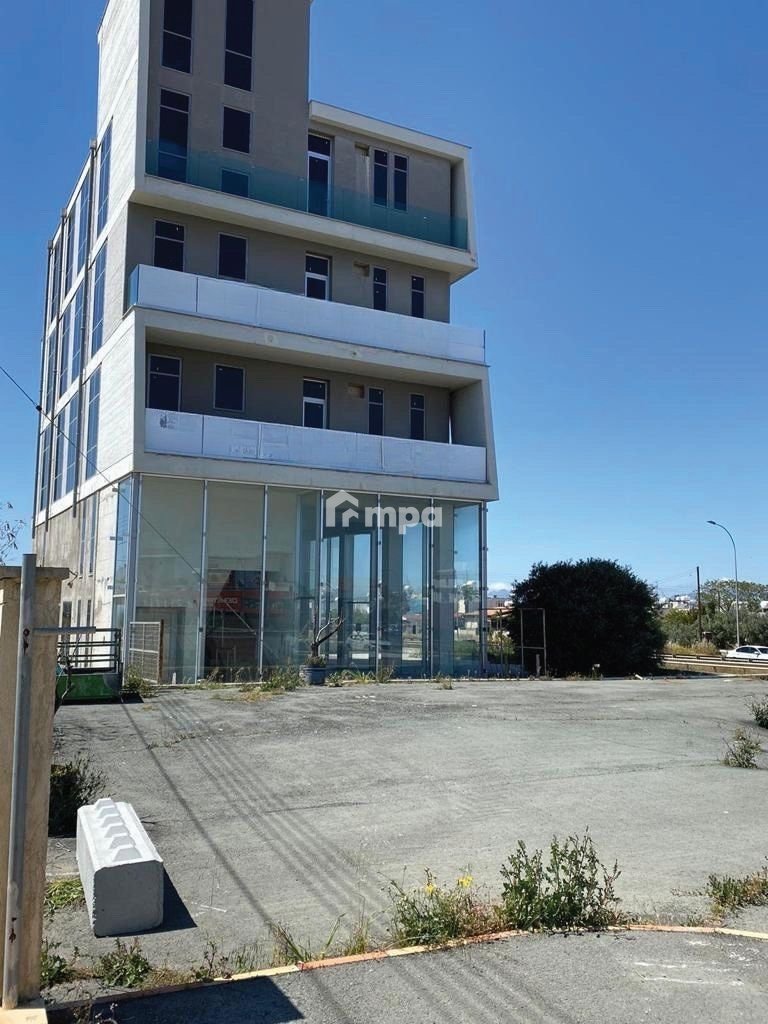 444m² Office for Sale in Strovolos, Nicosia District