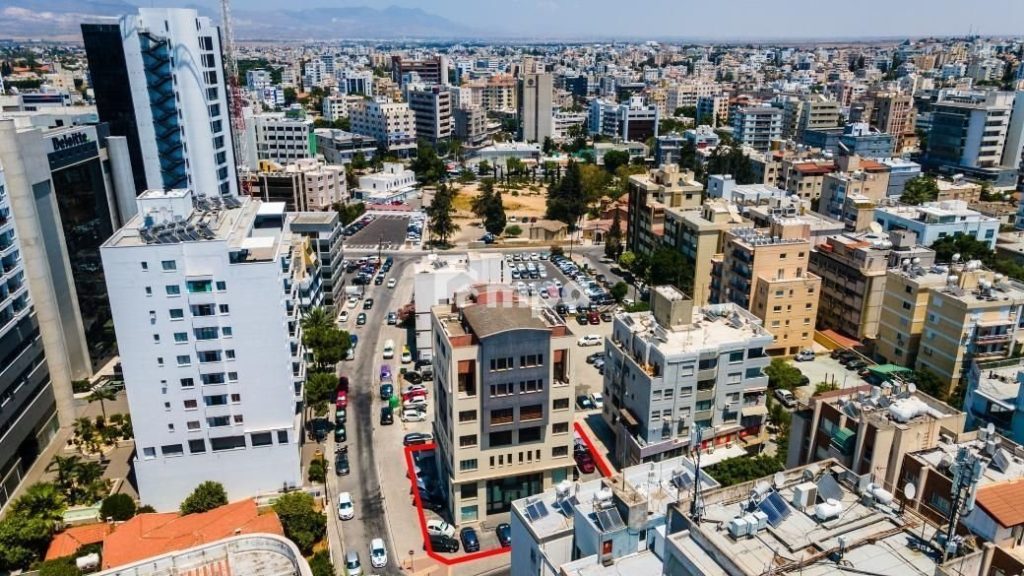 1060m² Building for Sale in Nicosia District