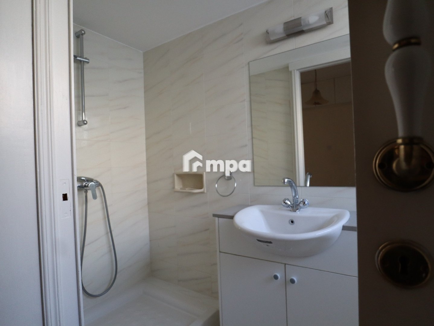 3 Bedroom House for Sale in Strovolos, Nicosia District