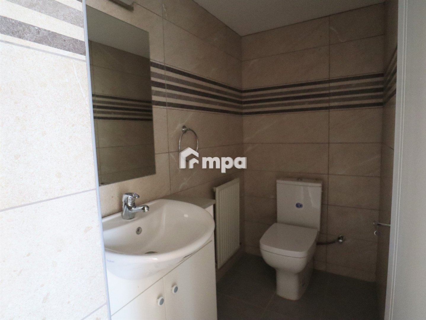 3 Bedroom House for Sale in Strovolos, Nicosia District