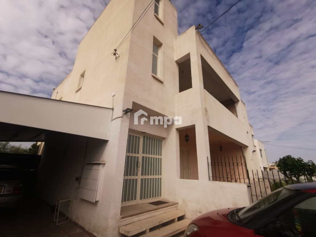 4 Bedroom Apartment for Sale in Tseri, Nicosia District