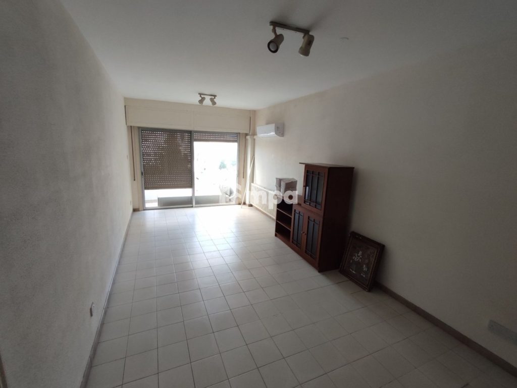 2 Bedroom Apartment for Sale in Agioi Omologites, Nicosia District