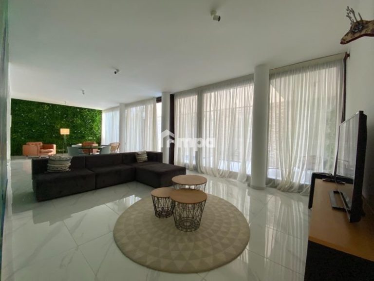 4 Bedroom House for Sale in Strovolos, Nicosia District