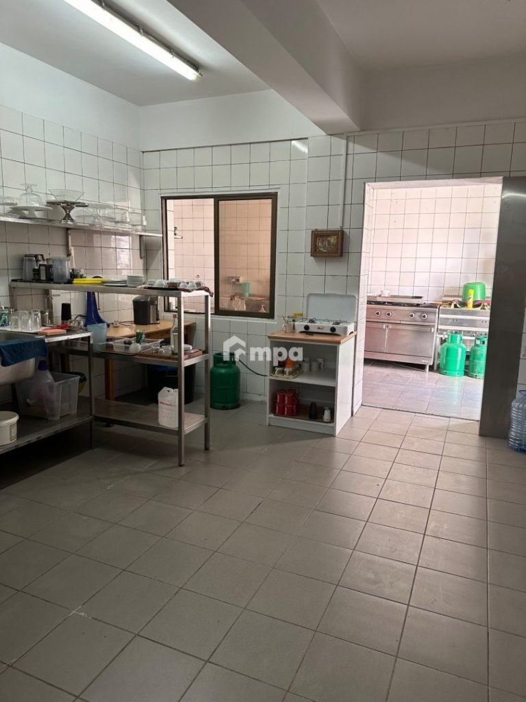 1750m² Commercial for Sale in Tseri, Nicosia District