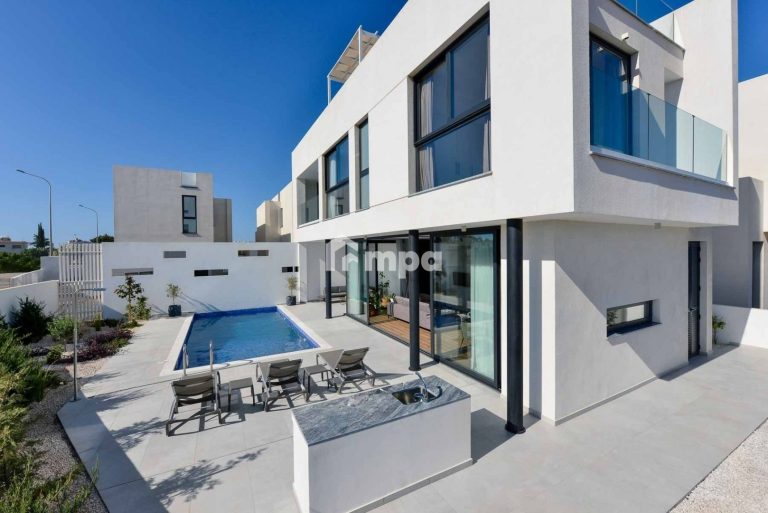 3 Bedroom House for Sale in Pernera, Famagusta District