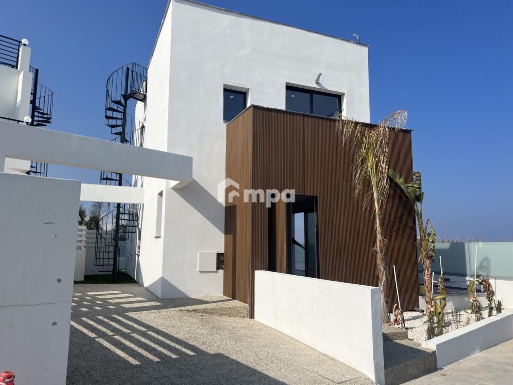 3 Bedroom House for Sale in Kapparis, Famagusta District