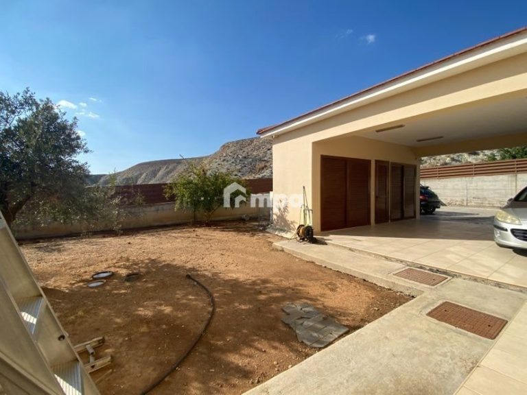 3 Bedroom House for Sale in Tseri, Nicosia District