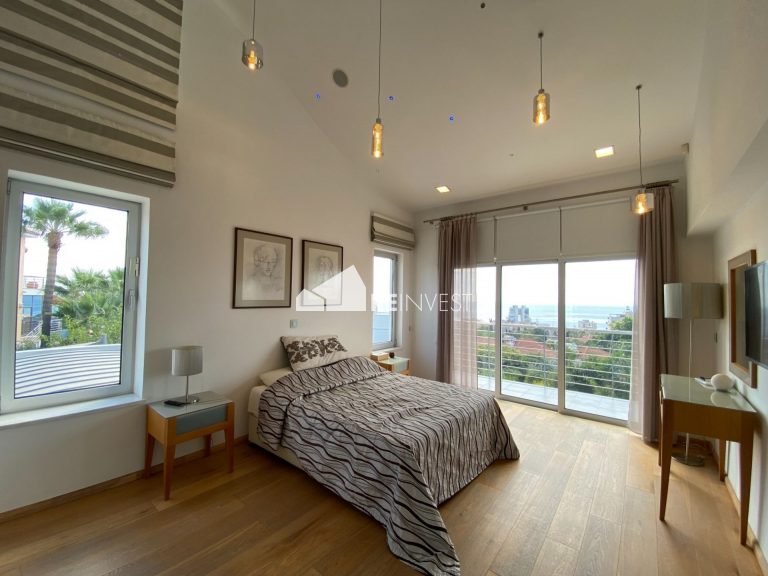 5 Bedroom House for Rent in Agios Tychonas, Limassol District