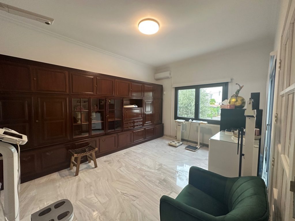 145m² Office for Rent in Limassol – Kapsalos
