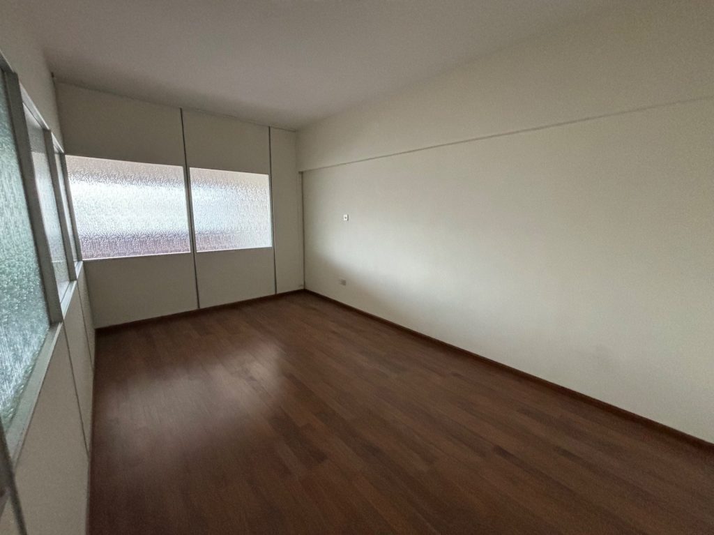 100m² Office for Rent in Limassol – Agia Zoni